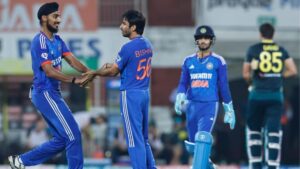India wins the second Twenty20 International against Australia, 2-0, and leads the five-match series.